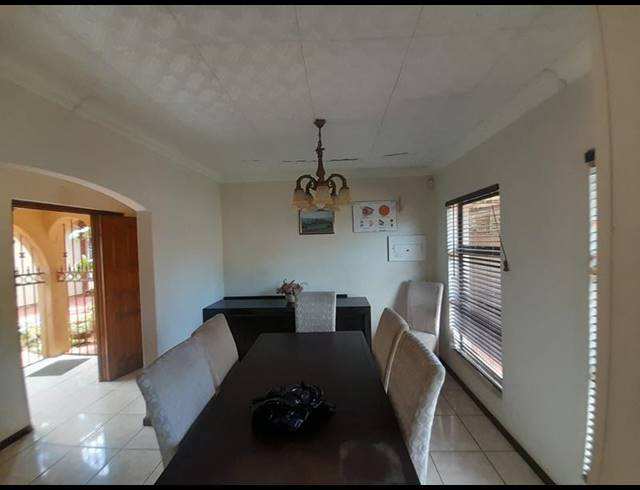 3 BEDROOM HOUSE FOR SALE IN CHANTELLE